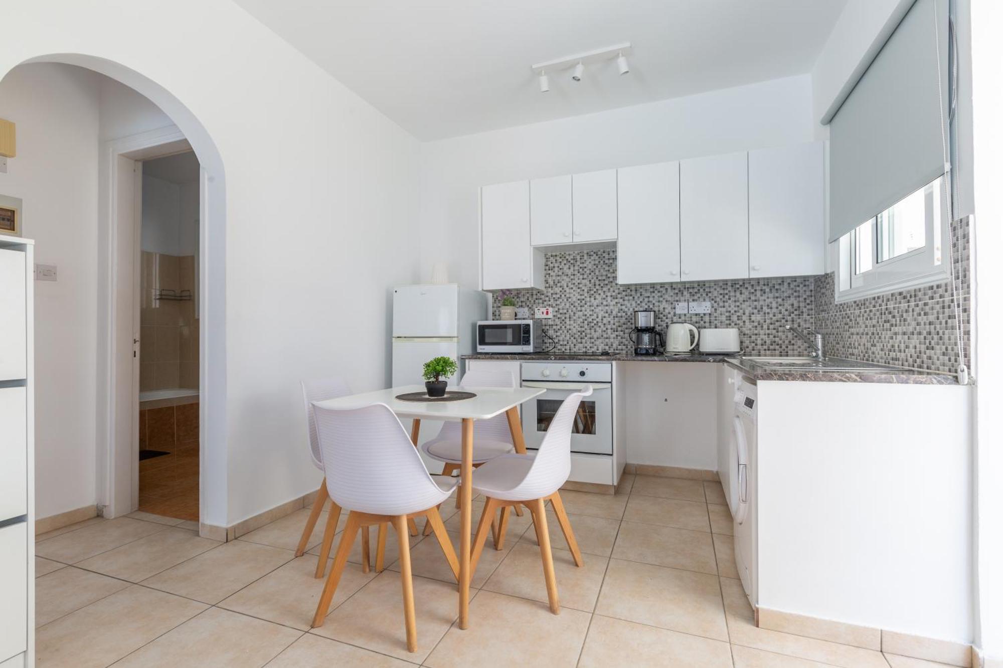 Beautiful One Bed Apartment In Pafos Dış mekan fotoğraf