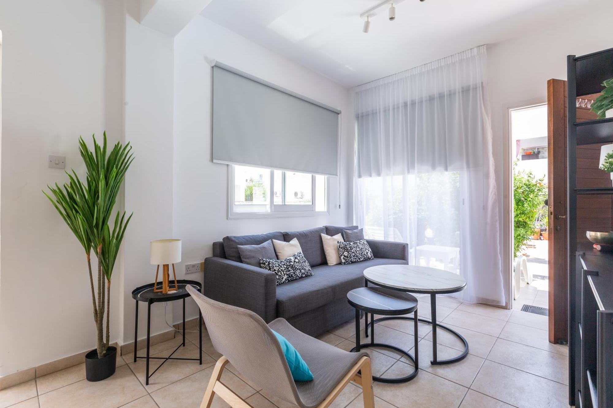 Beautiful One Bed Apartment In Pafos Dış mekan fotoğraf
