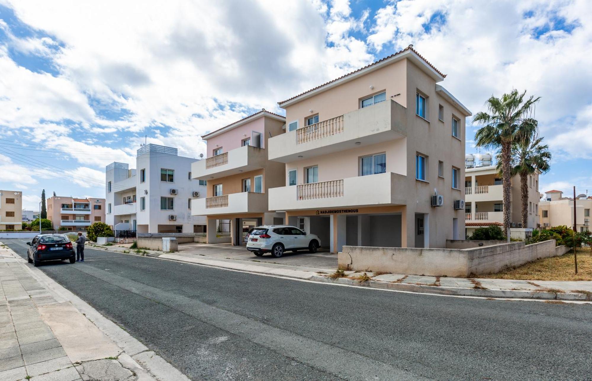 Beautiful One Bed Apartment In Pafos Dış mekan fotoğraf