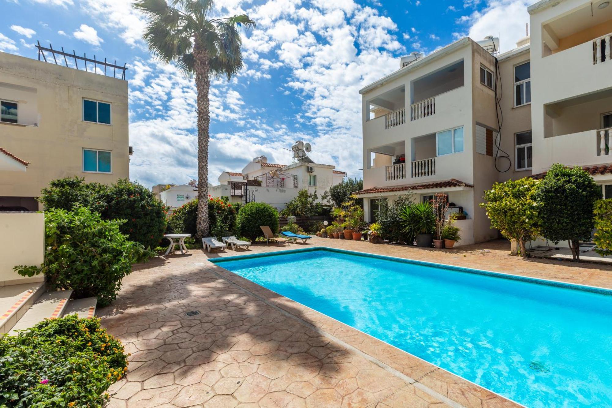 Beautiful One Bed Apartment In Pafos Dış mekan fotoğraf